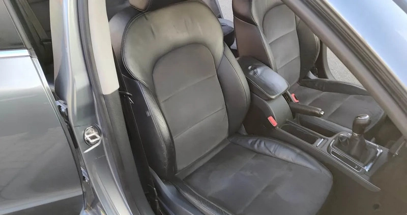 Skoda Superb cena 29900 przebieg: 208000, rok produkcji 2011 z Płock małe 704